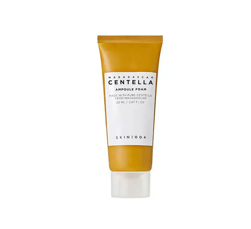 SKIN1004-Madagascar-Centella-Ampoule-Foam-Cleanser-20-mlmakeupchari-1.webp SKIN1004 Madagascar Centella Ampoule Foam Cleanser 20 ml - Image 1
