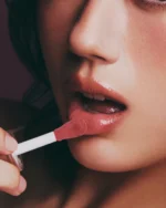 AXIS-Y Vita Glow Lip Oil - Cozy Fig 4.5g - Image 2